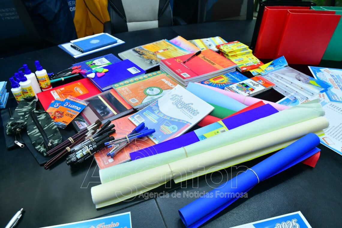 Extendieron el acuerdo de la canasta escolar “Vuelta a clases 2025” hasta fin de mes