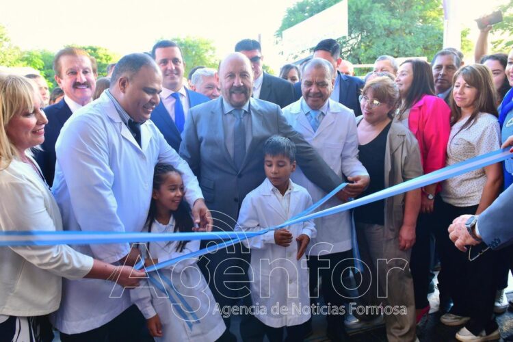Con la inauguración de la obra educativa 1507 de su gestión, Insfrán dio inicio al ciclo lectivo 2025