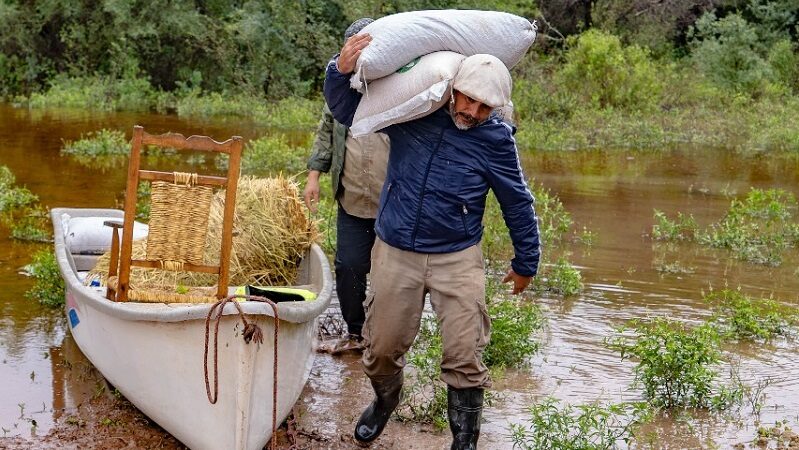 El Gobierno de Formosa sigue trabajando en zonas afectadas por desbordes del Bañado La Estrella
