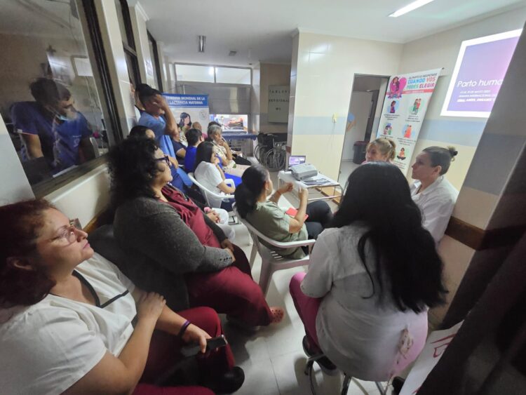 El Hospital de la Madre y el Niño cerró la Semana Mundial del Parto Respetado con una charla de capacitación