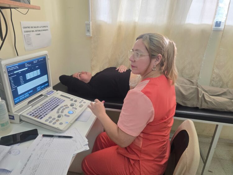 El centro de salud de La Floresta fue sede de otra positiva Jornada de Salud de la Mujer