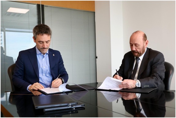 El gobernador Insfrán firmó un nuevo programa para el Desarrollo Productivo y Financiero de Mujeres