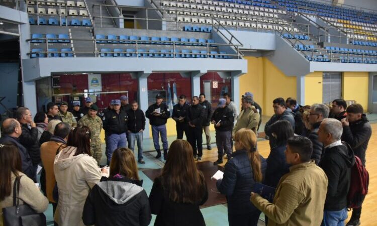 Ultiman detalles para la promesa de lealtad a la bandera nacional