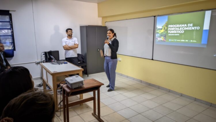 Presentación a estudiantes de la UPLaB de los resultados del Programa de Fortalecimiento Turístico del Circuito Norte