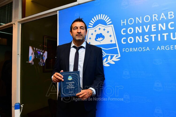 En la nueva Constitución Provincial «se resguardan todos los derechos y las conquistas de estos últimos años»