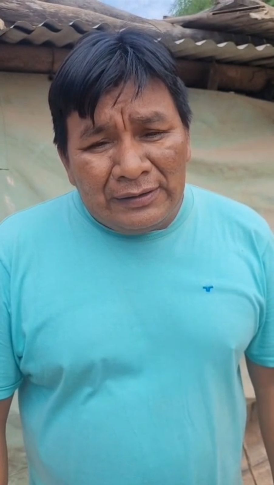 Cacique de Ingeniero Juárez agradeció al gobernador Insfrán por la silla de ruedas entregada a su hija