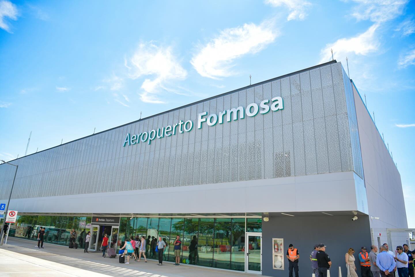 Quedó operativa la nueva terminal del Aeropuerto Internacional “El Pucú”