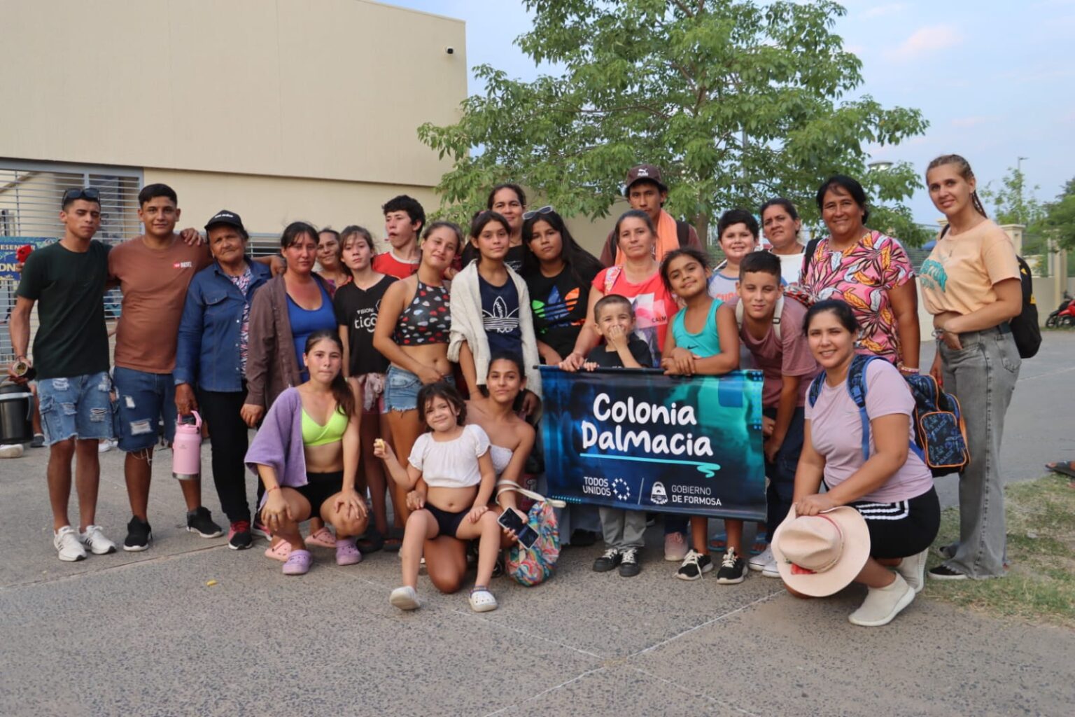 Familias de Mojón de Fierro, Boca Riacho Pilagá y Colonia Dalmacia disfrutaron del Parque Acuático “17 de Octubre”
