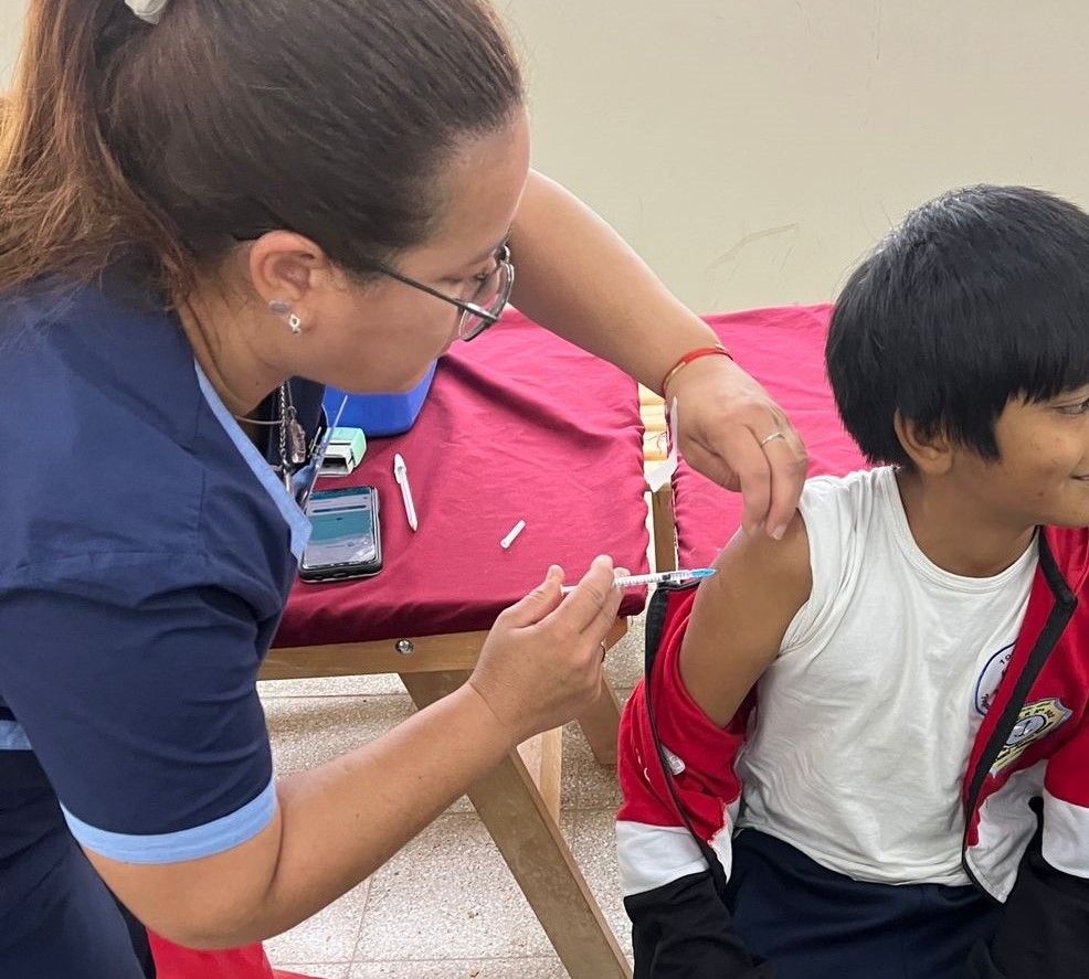 A días del inicio de clases recuerdan completar el carnet de vacunación de niñas y niños en edad escolar