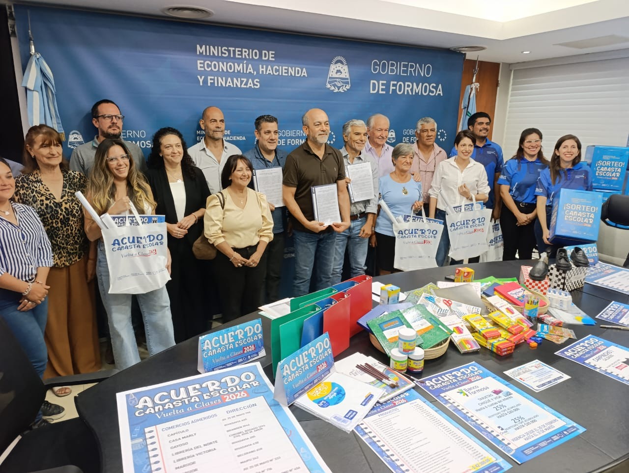 Banco Formosa ofrece dos promociones con tarjetas para las compras escolares