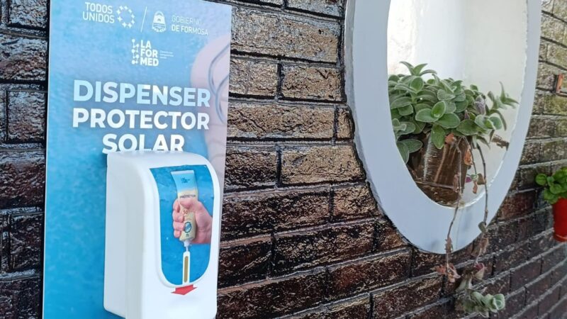 Laformed instaló dispensers de protector solar en el Paraíso y Parque Acuático