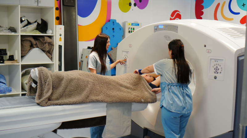 Insfrán anunció que Formosa avanza hacia la producción propia de insumos para el diagnóstico oncológico