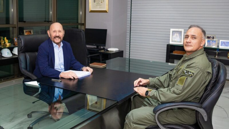 El gobernador Insfrán se reunió con el nuevo jefe de la Base Aérea Militar Resistencia
