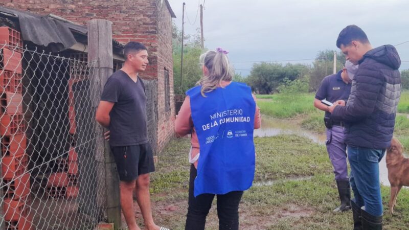 Asistencia integral a familias afectadas por la emergencia hídrica