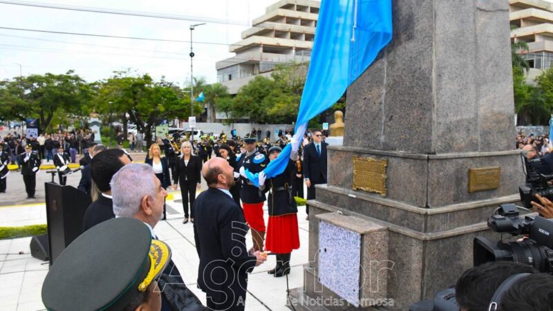 El gobernador Insfrán presidió el acto por el 147º aniversario de la fundación de Formosa
