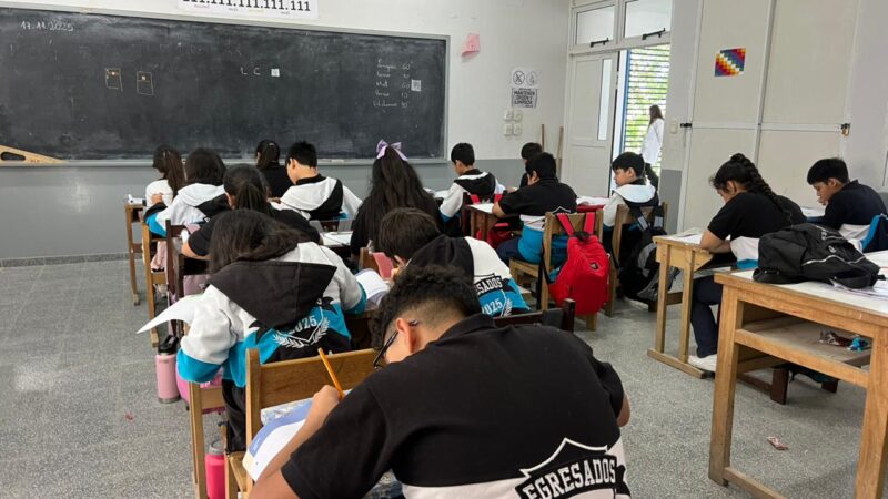 Datos oficiales de Pruebas Aprender Secundaria 2024 posicionan a Formosa con mejores indicadores de asistencia a clases respecto al promedio del país