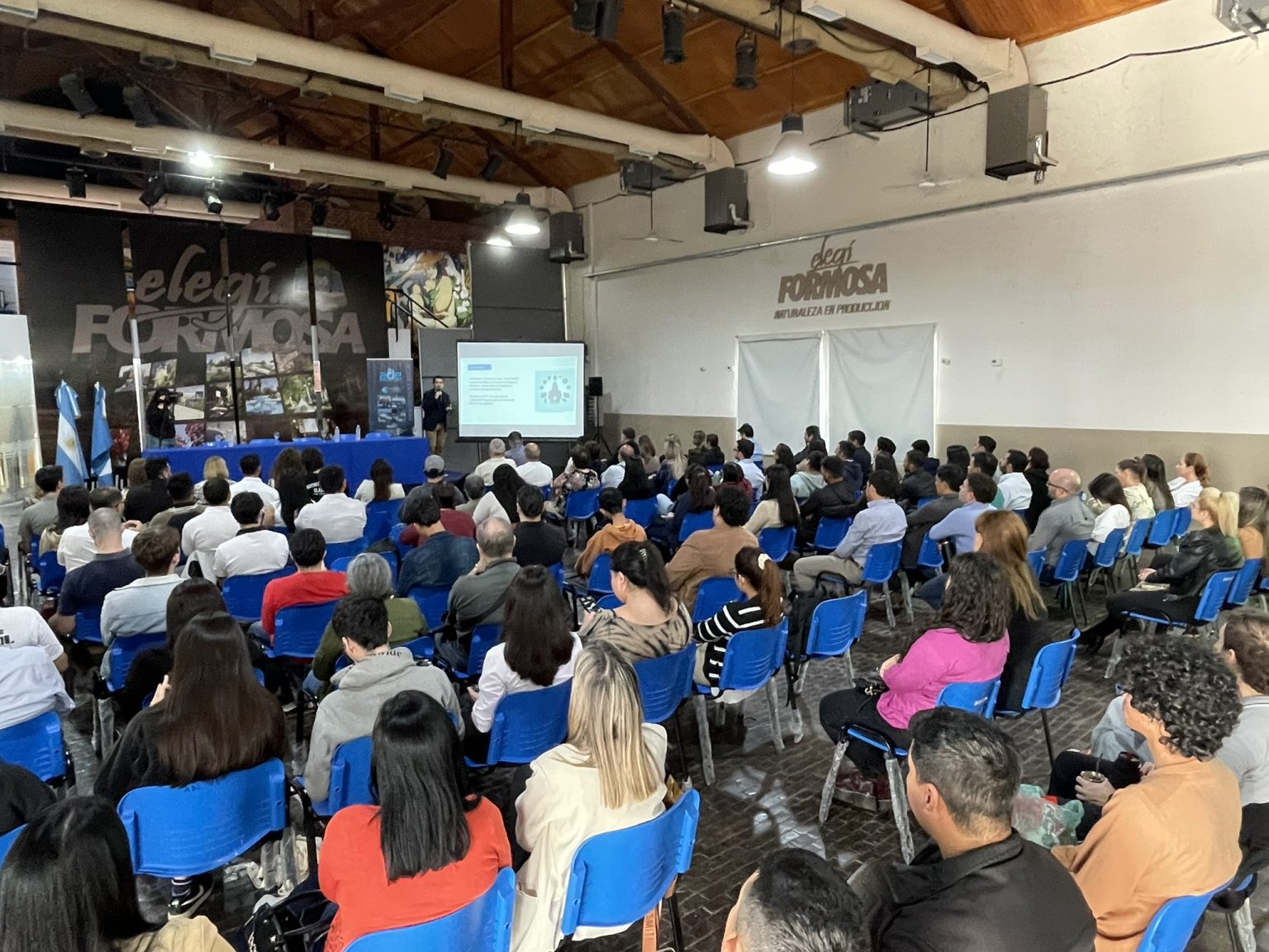 La ADE acompaña a emprendedores en la transformación digital