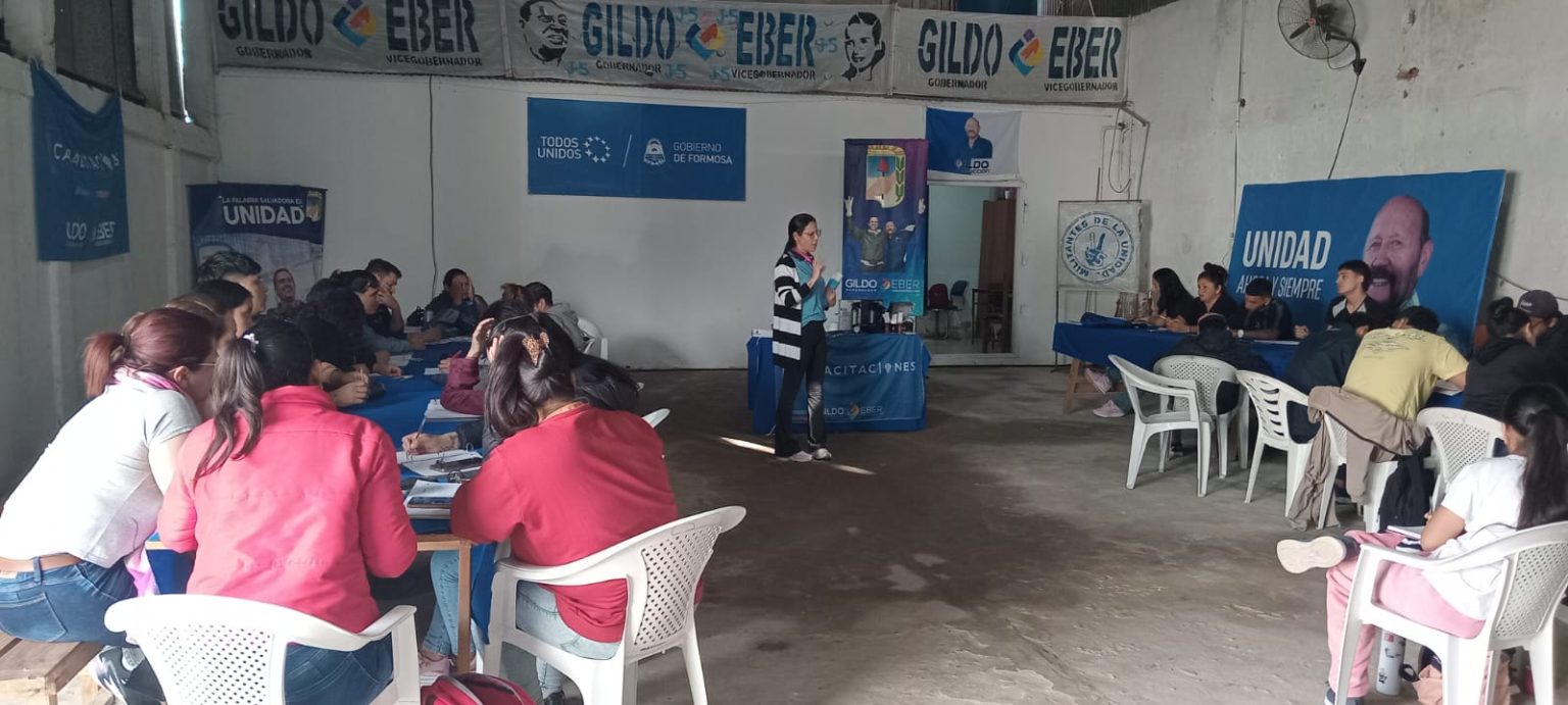Inició capacitación gratuita de barbería en la Jurisdicción Cinco