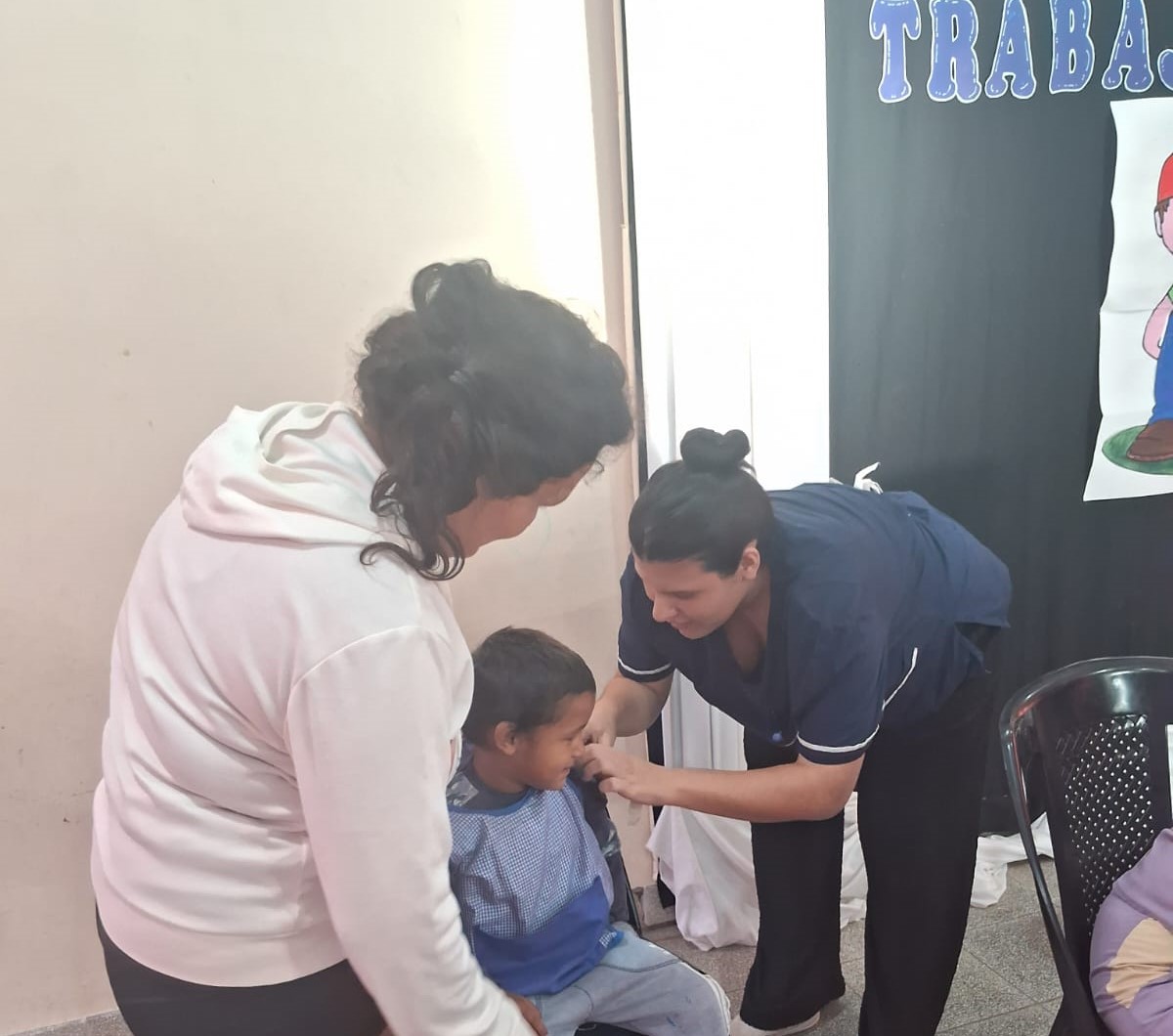 Clorinda: Operativo de vacunación en el barrio Toba permitió la inmunización de 27 niñas y niños del Nivel Inicial