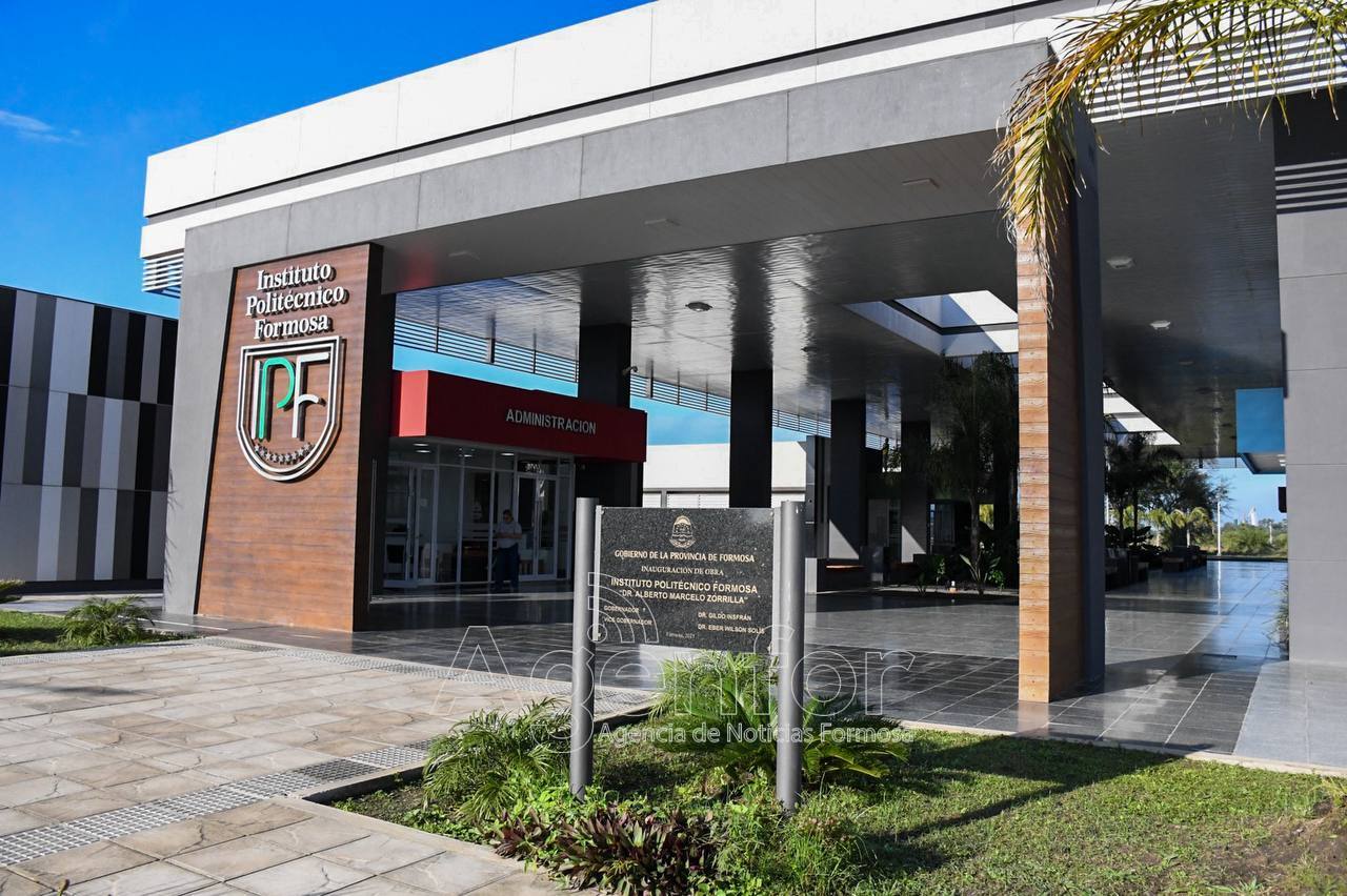 Se realiza el dictado de la Especialización Técnica en Electromedicina