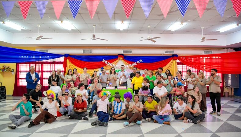 El vicegobernador Solís acompañó el festejo por el 26 aniversario de la Escuela Especial N°12