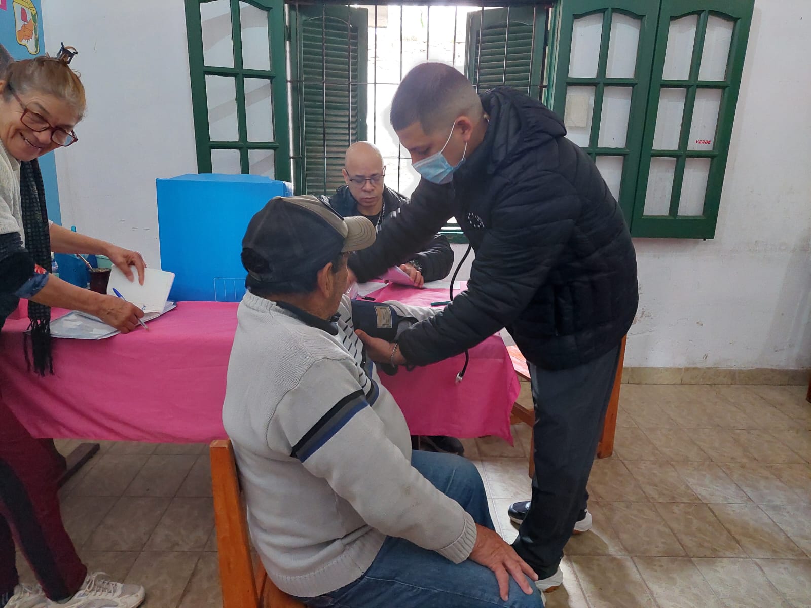 El centro de salud “Dr. Mario Krimer” acentúa la atención de los adultos mayores