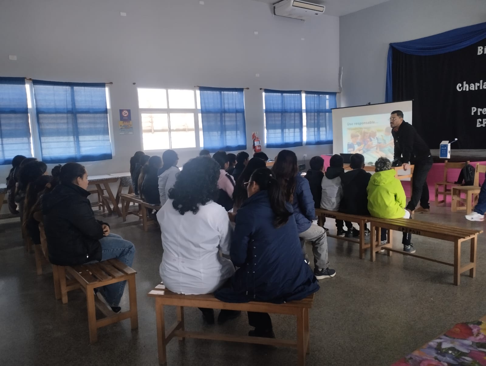 Escolares de Las Lomitas aprendieron sobre el uso saludable de las tecnologías