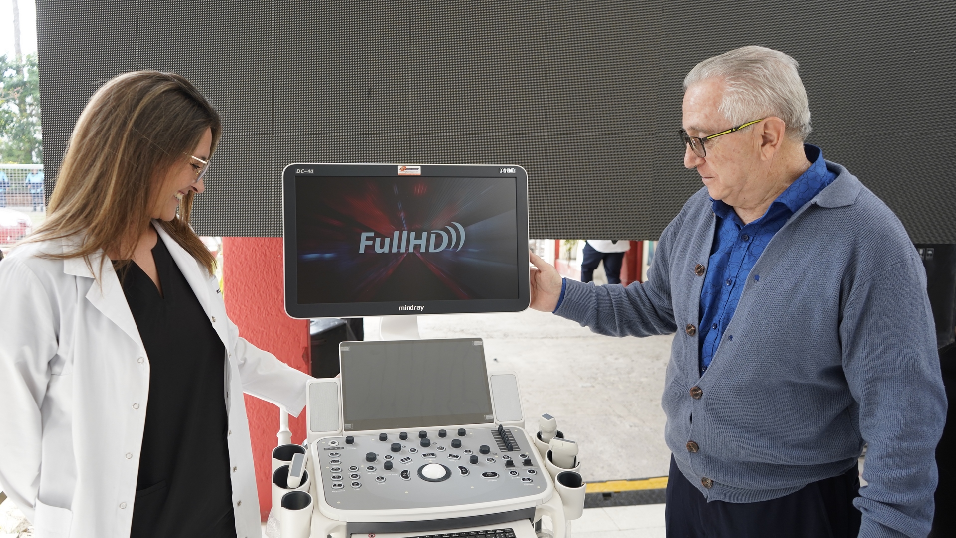 Un nuevo ecógrafo de última generación se sumó al equipamiento del Hospital Central de Emergencias