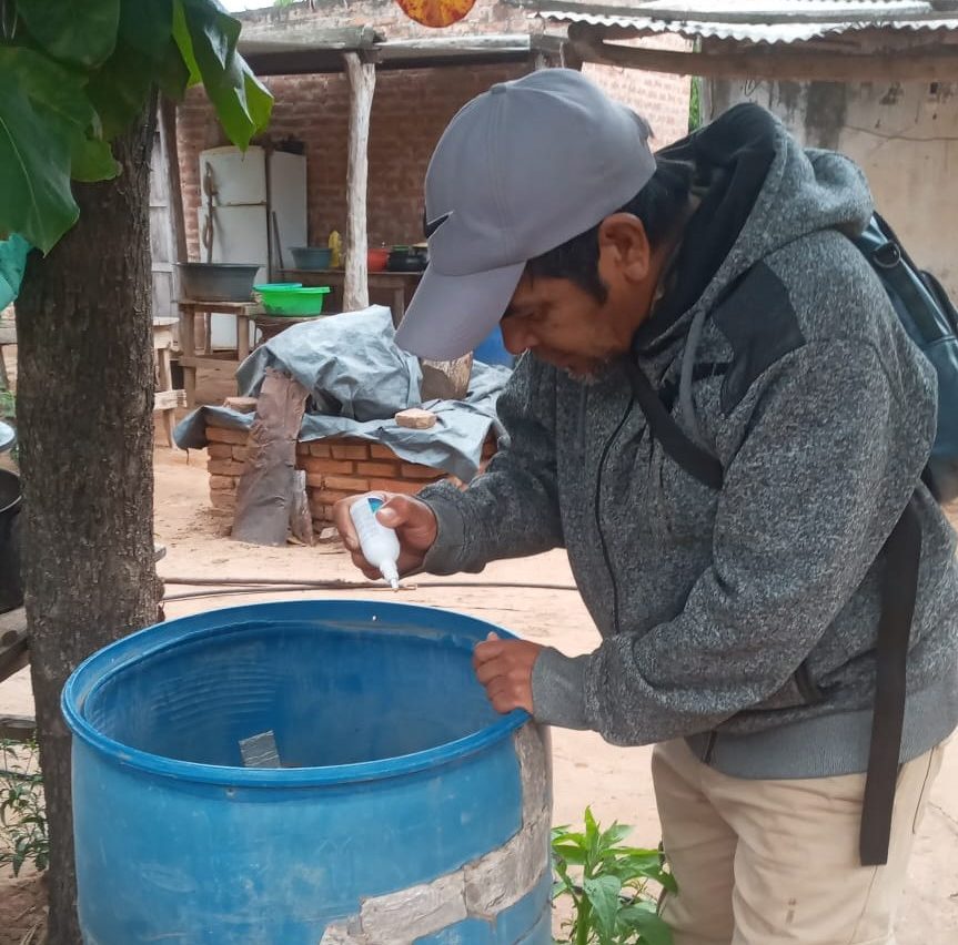 Dengue: Instan a la población a colaborar en la eliminación de recipientes que pueden ser criaderos de mosquitos
